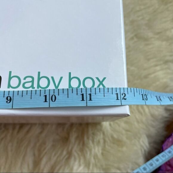 amazon Baby Box NWOT  - Picture 6 of 7